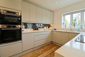 Kitchen- click for photo gallery
